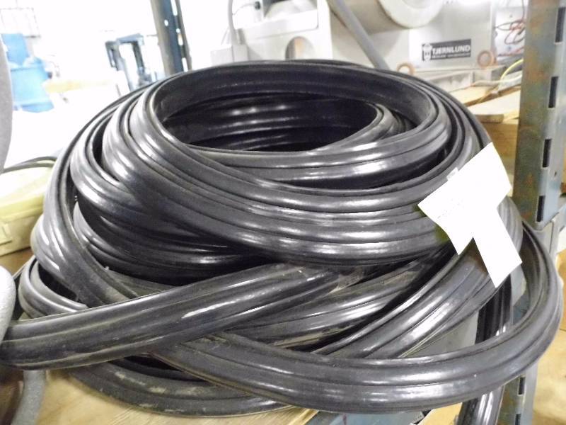 lot 159 image: Heavy Duty Window Seal