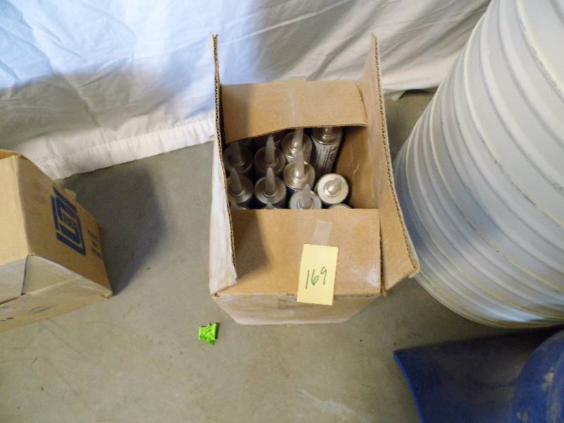 lot 169 image: Case Airtight Sealer
