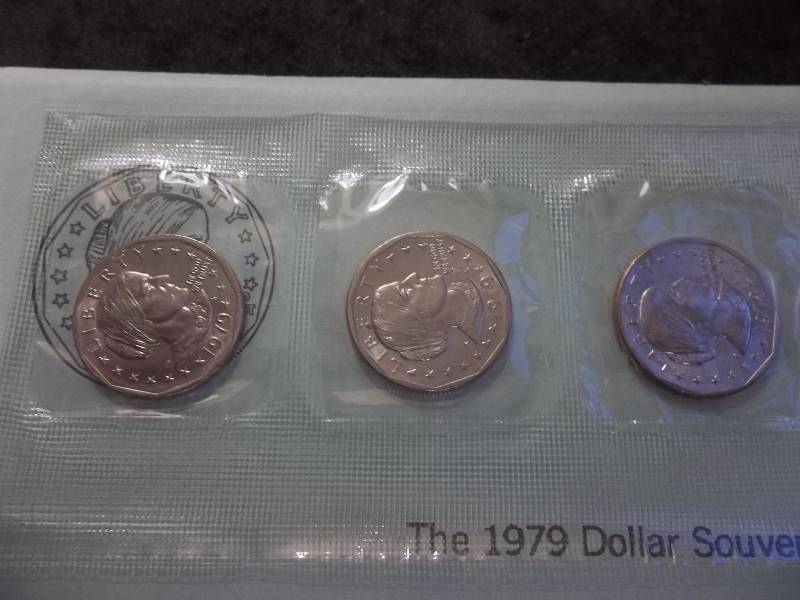 1979 Susan B. Anthony Dollar Souvenir Set P,D,S