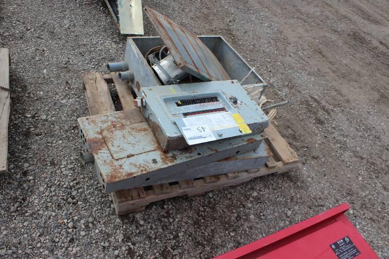lot 45 image: Pallet Lot of Electrical Panels