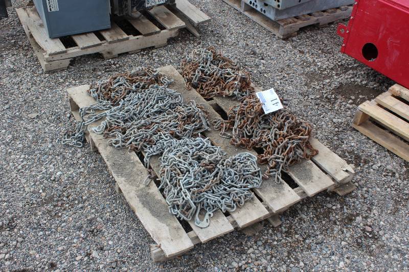 lot 41 image: Pallet Lot of Chains - Motor Grader Tire Chains