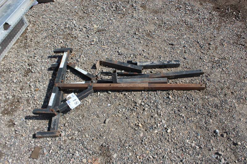 lot 84 image: Set of 49x29in. Ladder Racks
