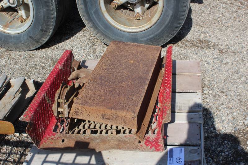 lot 69 image: Pallet Lot of Misc Scrap Metal