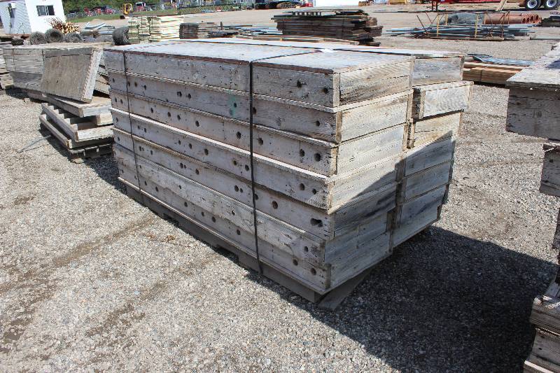 lot 112 image: Lot of (14) Cement Forms