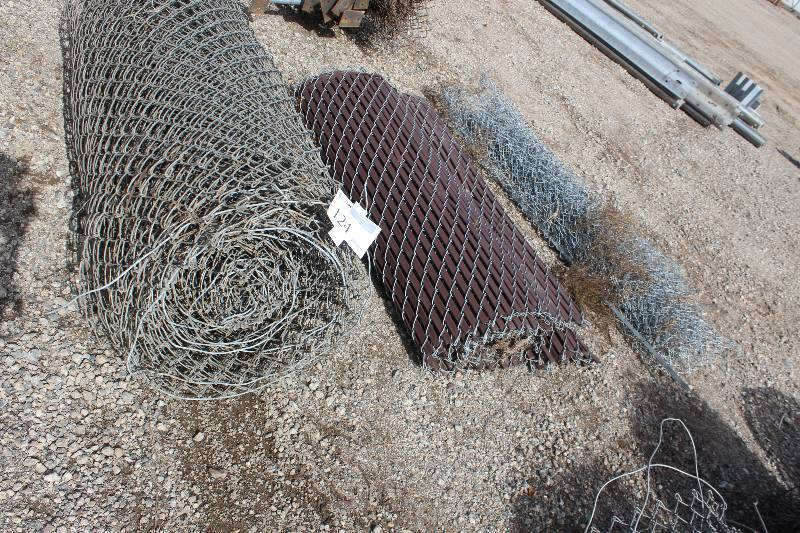 lot 124 image: Lot of (3) Rolls of Various Size Chain Link Fencing