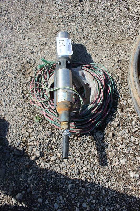 lot 152 image: 4in. Sumbersible Well Pump