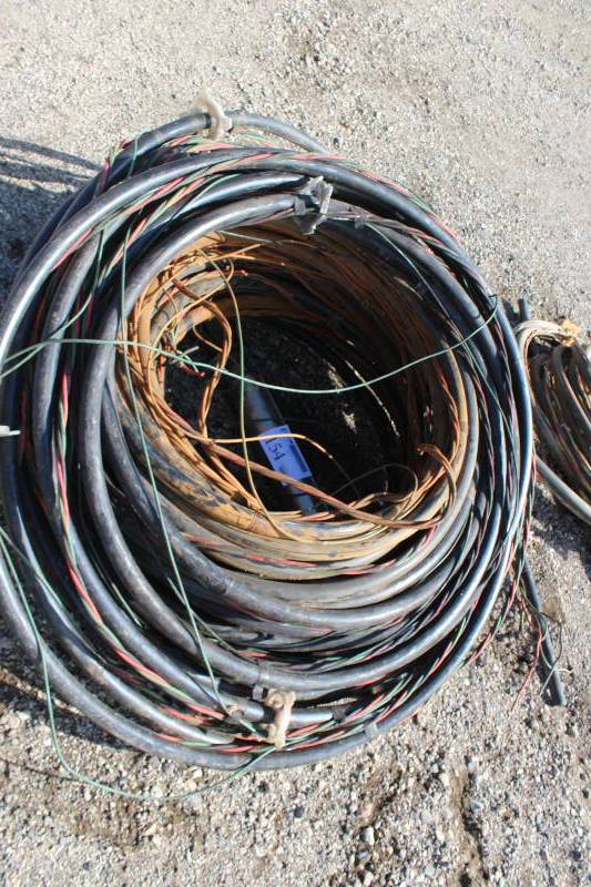 lot 154 image: 4in. Submersible Well Pump w 300ft. Hose And Wiring