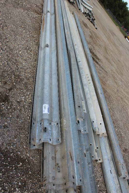 lot 160 image: Lot of (Approximately 572) Lineal Feet Highway Guard Rail