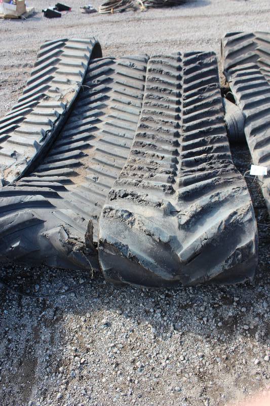 lot 169 image: Lot of (5) International Quadtrack Tracks