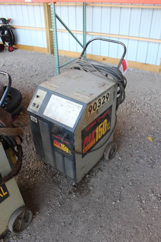 lot 194 image: Thermal Dynamics 150XL Pak Master Plasma Cutting System
