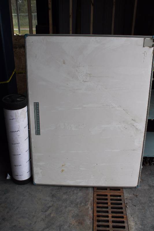 lot 256 image: Lot of (2) Digitizing Tables, Wall Hangar, Mat