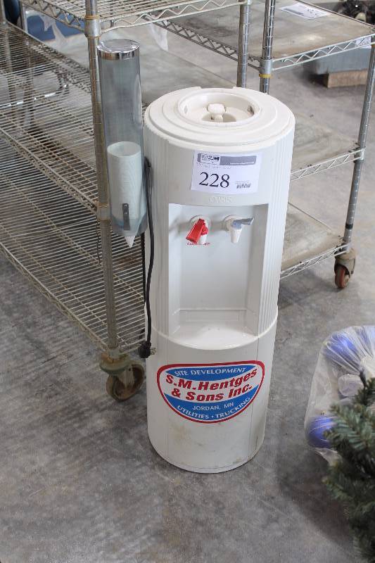 lot 228 image: Oasis HotCold 39in. Water Cooler Dispenser
