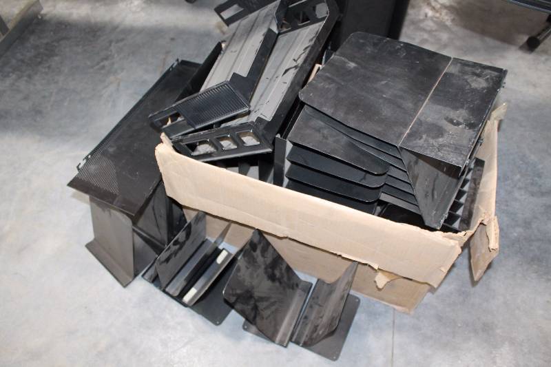 lot 270 image: Box Lot of Wall & Desk Organizers, Trays, And More