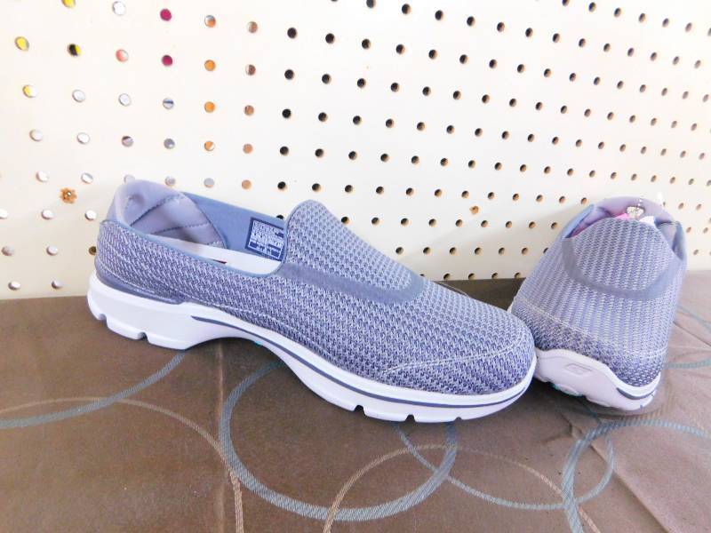 SK WM GO Walk 3 Charcoal SIZE 8 12, MSRP $79.99