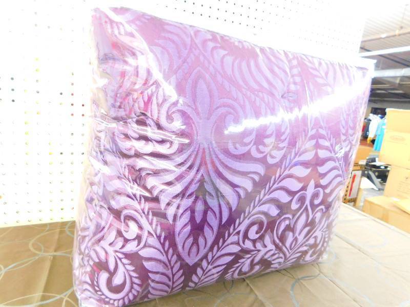 MLD Venetian QUEEN 17pc Bdrm Set Plum, MSRP $149.99