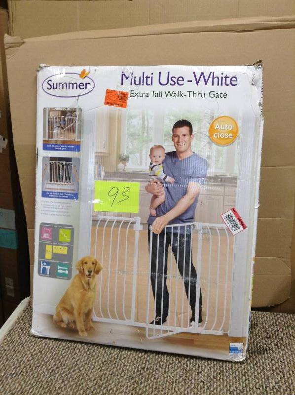 lot 93 image: never used Summer Infant Sure and Secure 36 in. Extra-Tall Walk-Thru Gate
