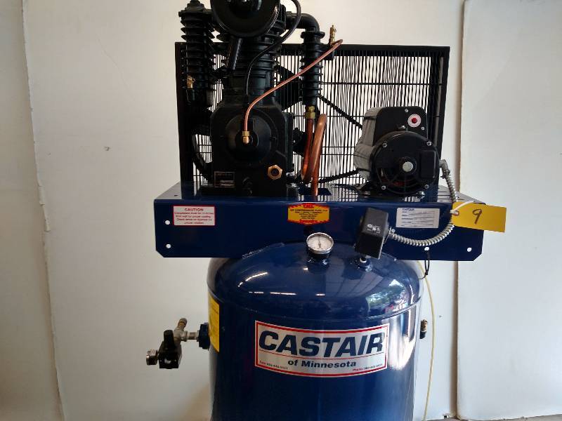 lot 9 image: Castair 5 hp Air Compressor, with A...