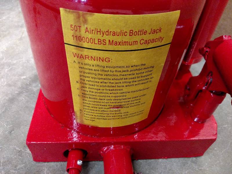 lot 17 image: 50 Ton AirHydraulic Bottle Jack, N...