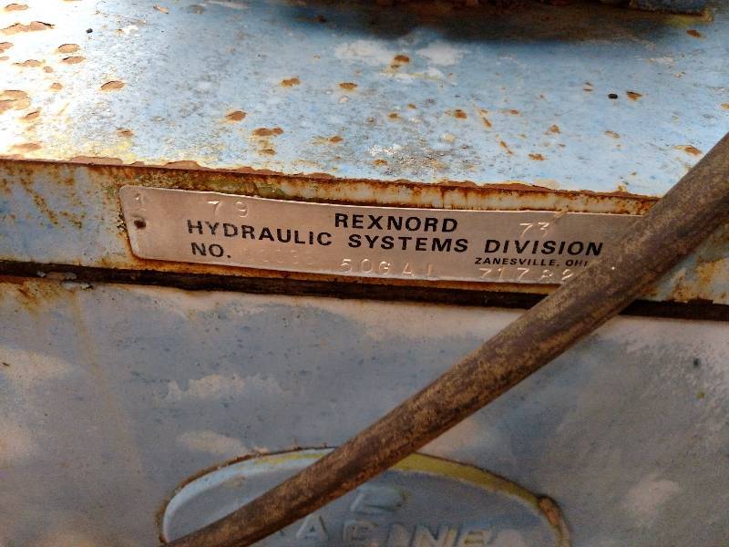 lot 43 image: 3 Phase Hydraulic Pump with Sump Ta...