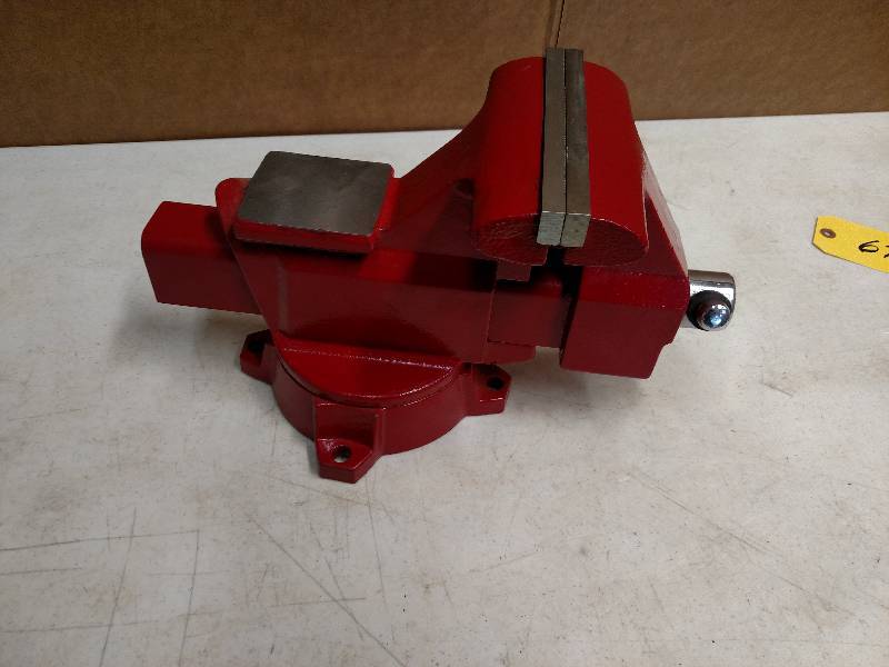 lot 67 image: Wilton 6 Swivel Vise with Anvil, N...