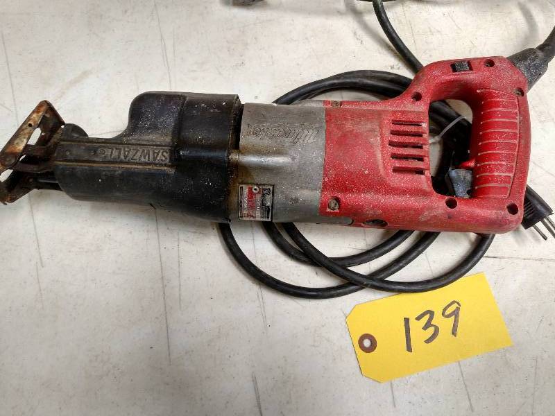 lot 139 image: Milwaukee Sawzall, Works...