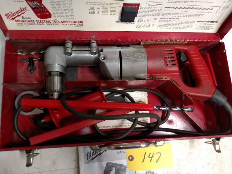 lot 147 image: Milwaukee Heavy Duty 12 Angle Dri...