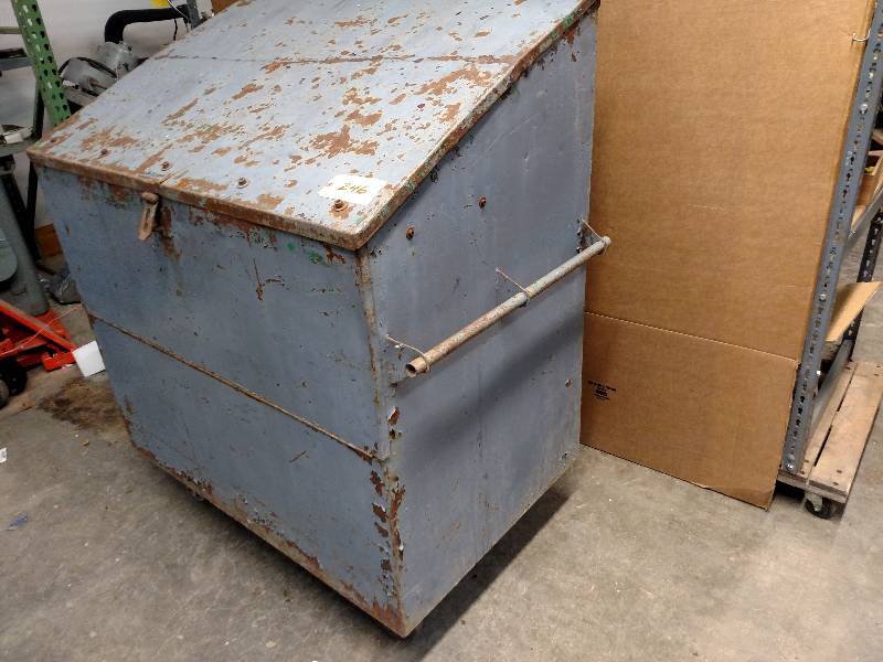lot 246 image: Cart, 48x30x57...
