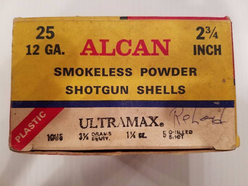 lot 10 image: Alcan 12 GA. Shotgun Shells (Collectors Box) Full box