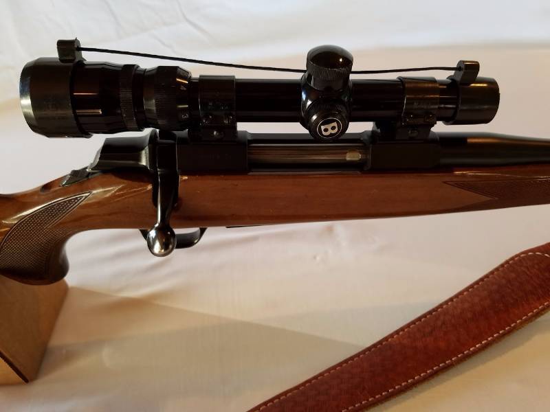 lot 1 image: Browning (Gold Trigger) 30-06 A-Bolt
