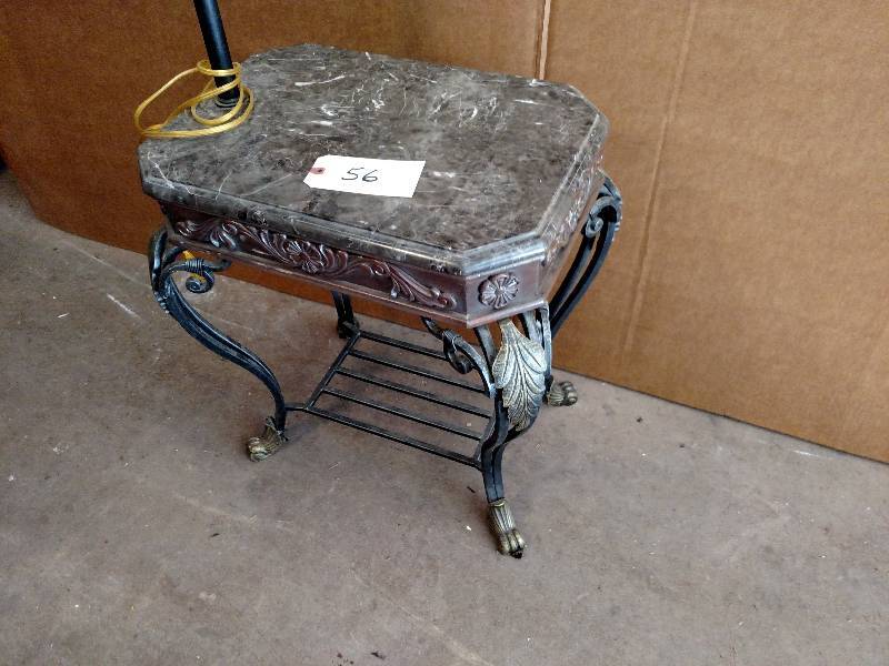 lot 56 image: End Table with Lamp, 20x15...