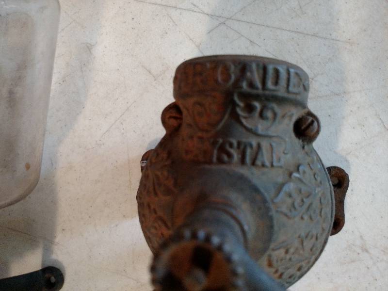 lot 80 image: Vintage Arcade Crystal Coffee Grind...