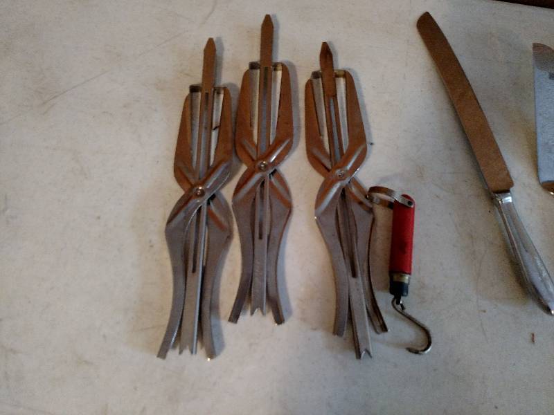 lot 103 image: Kitchen & Fish Utensils...