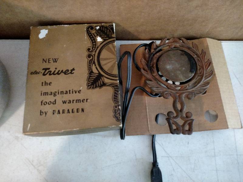 lot 117 image: (2) Food Warmers, Wok, & Popcorn Ma...