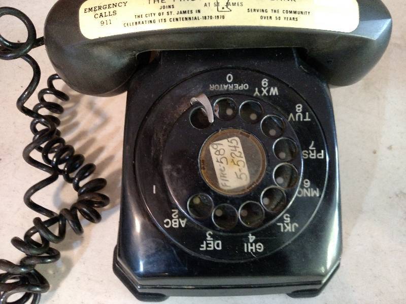 lot 131 image: Vintage Stromberg Carlson Telephone...