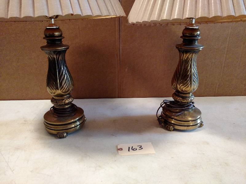 lot 163 image: (2) Brass Lamps, 28...