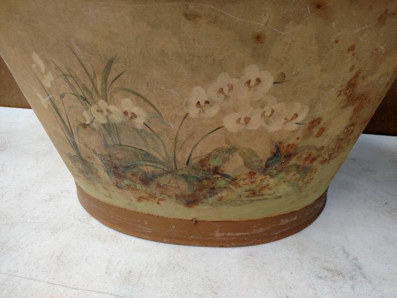 lot 223 image: (2) Cans...