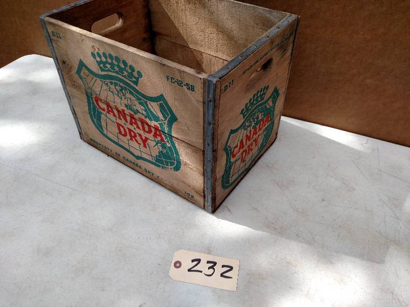lot 232 image: Canada Dry Crate...