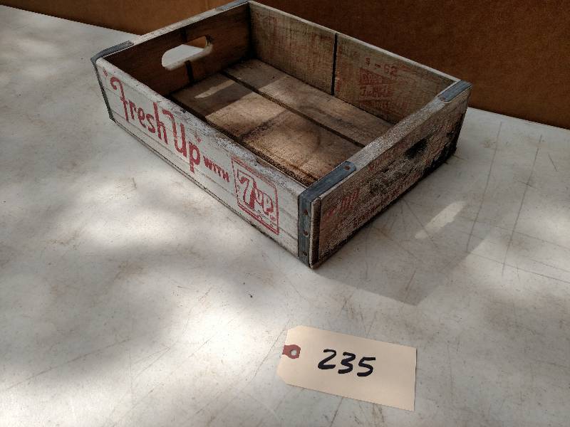 lot 235 image: 7 Up Crate...