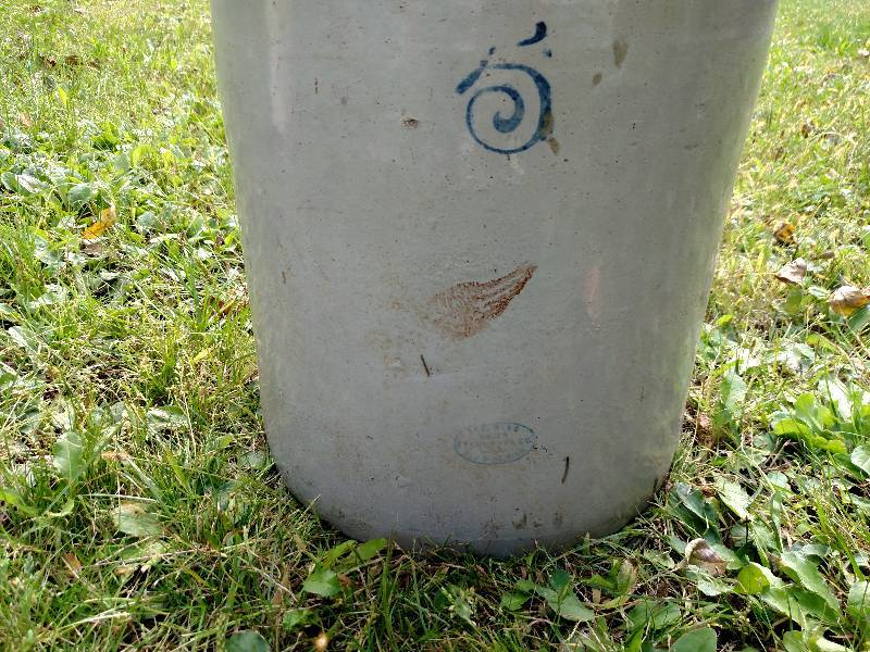 lot 256 image: Redwing 5 Gallon Jug...