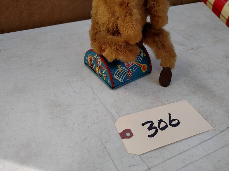 lot 306 image: Vintage Monkey Toy...