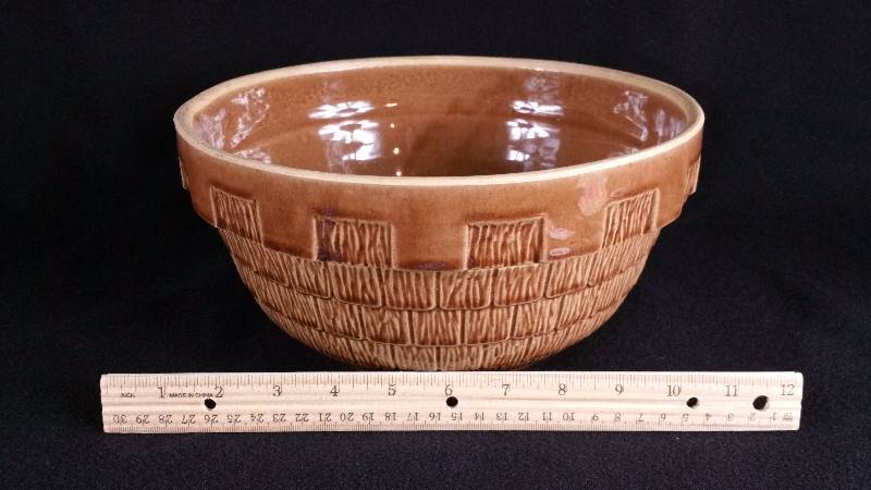 Gorgeous Antique 10 Bowl