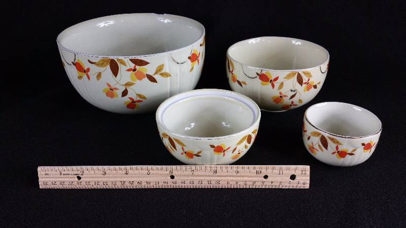Halls Nesting Bowls