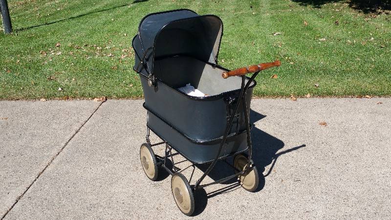 Antique Trav - L - Eez Baby Carriage