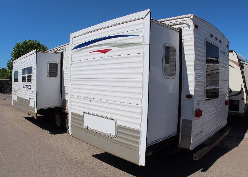 2009 Gulf Stream Innsbruck 40TBS Destination Trailer Fifth Wheel RV
