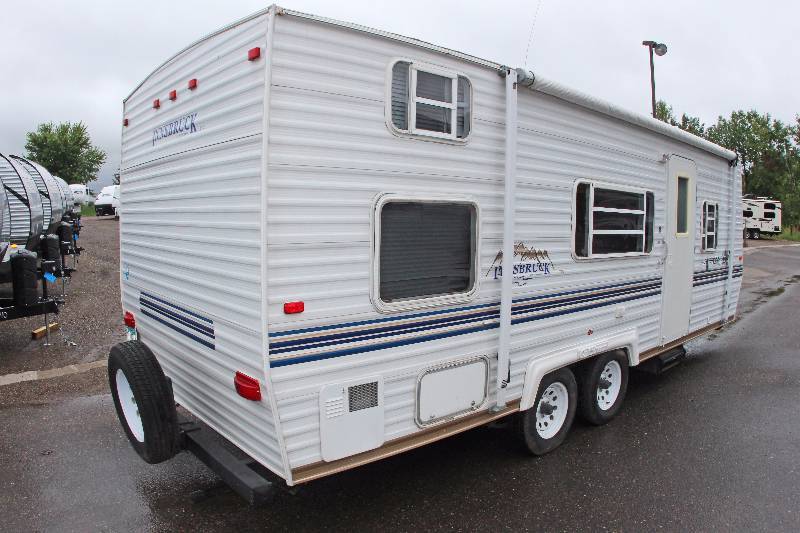 lot 0008 image: 2003 Gulfstream Innsbruck 24BHL Travel Trailer