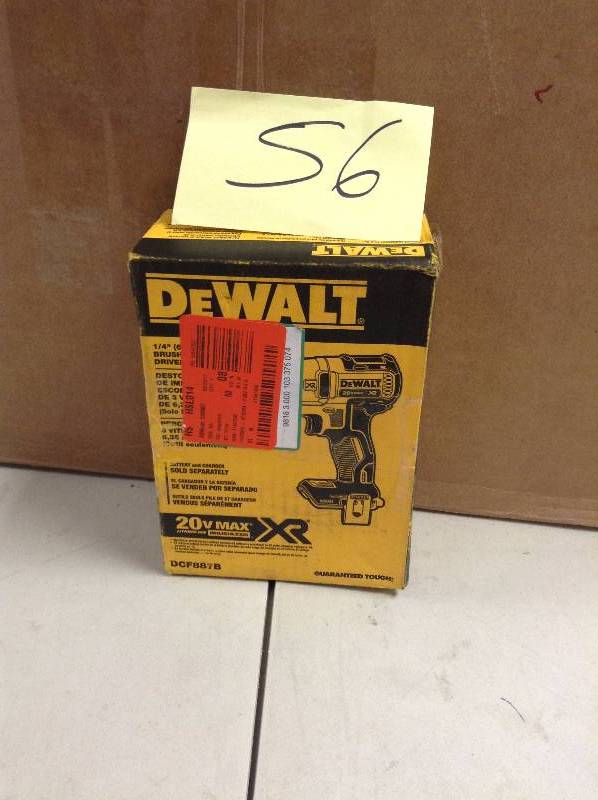 lot 56 image: DEWALT 20-Volt MAX XR Lithium-Ion Cordless Brushless 3-Speed 14 in. Impact Driver (Tool-Only) in working conditions