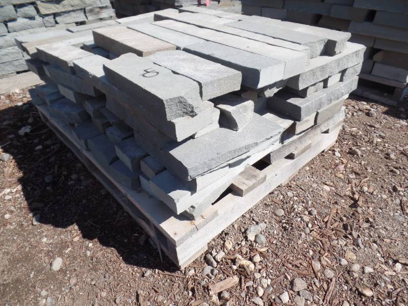 lot 40 image: BLUESTONE 2 Veneer, Full Color