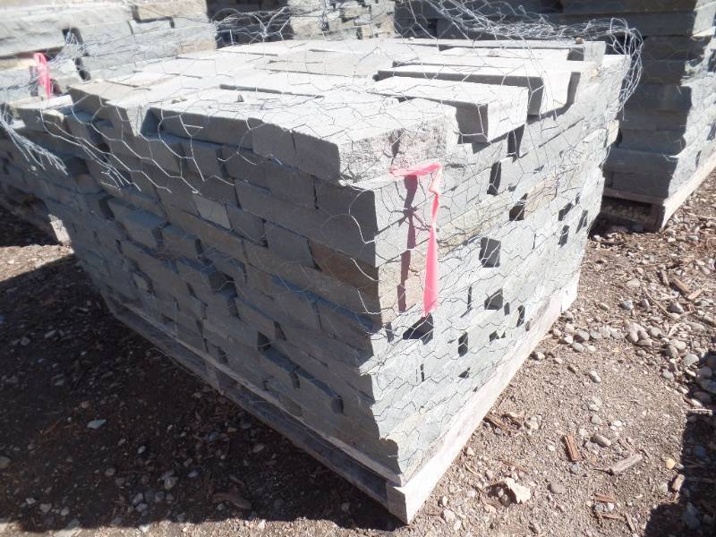 lot 42 image: BLUESTONE 2 Veneer, Full Color