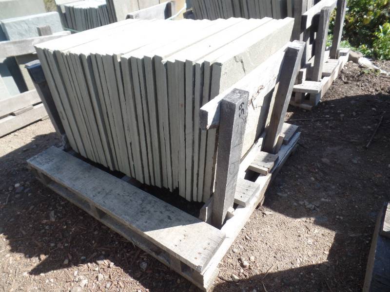 lot 65 image: BLUESTONE Patterned Paving