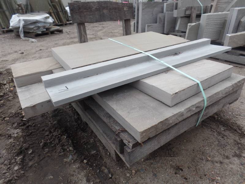 lot 71 image: Natural Cleft Sandstone Treads & Caps    